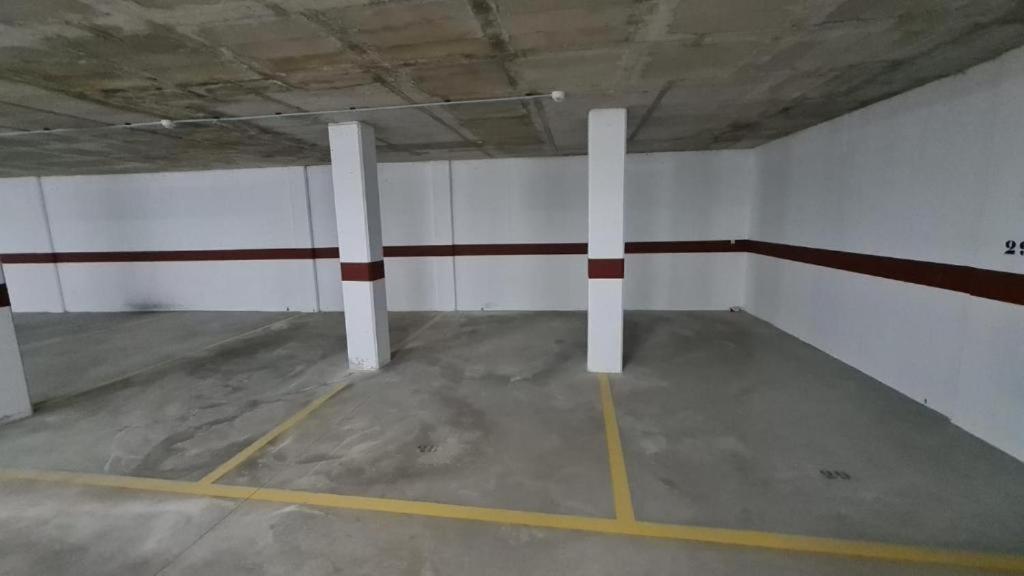 Schoene Wohnung Mit Pool , Wi-Fi Und Privat Garage Torrevieja Esterno foto