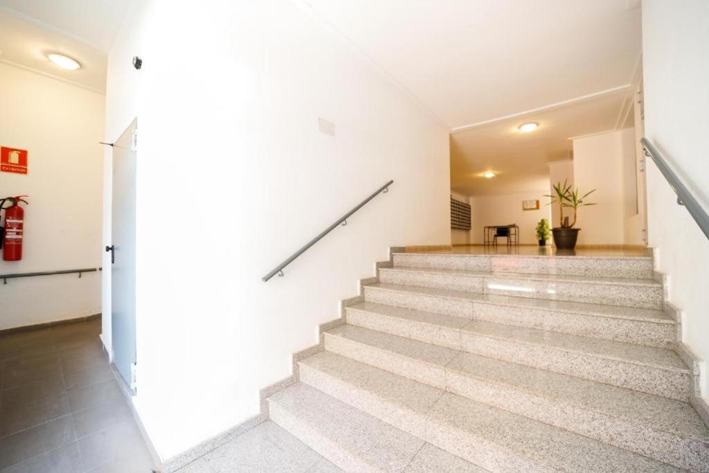 Schoene Wohnung Mit Pool , Wi-Fi Und Privat Garage Torrevieja Esterno foto